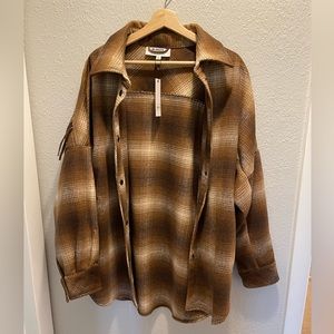 BB Dakota by Steve Madden fringe with benefits coat. NWT. Size L. Beautiful